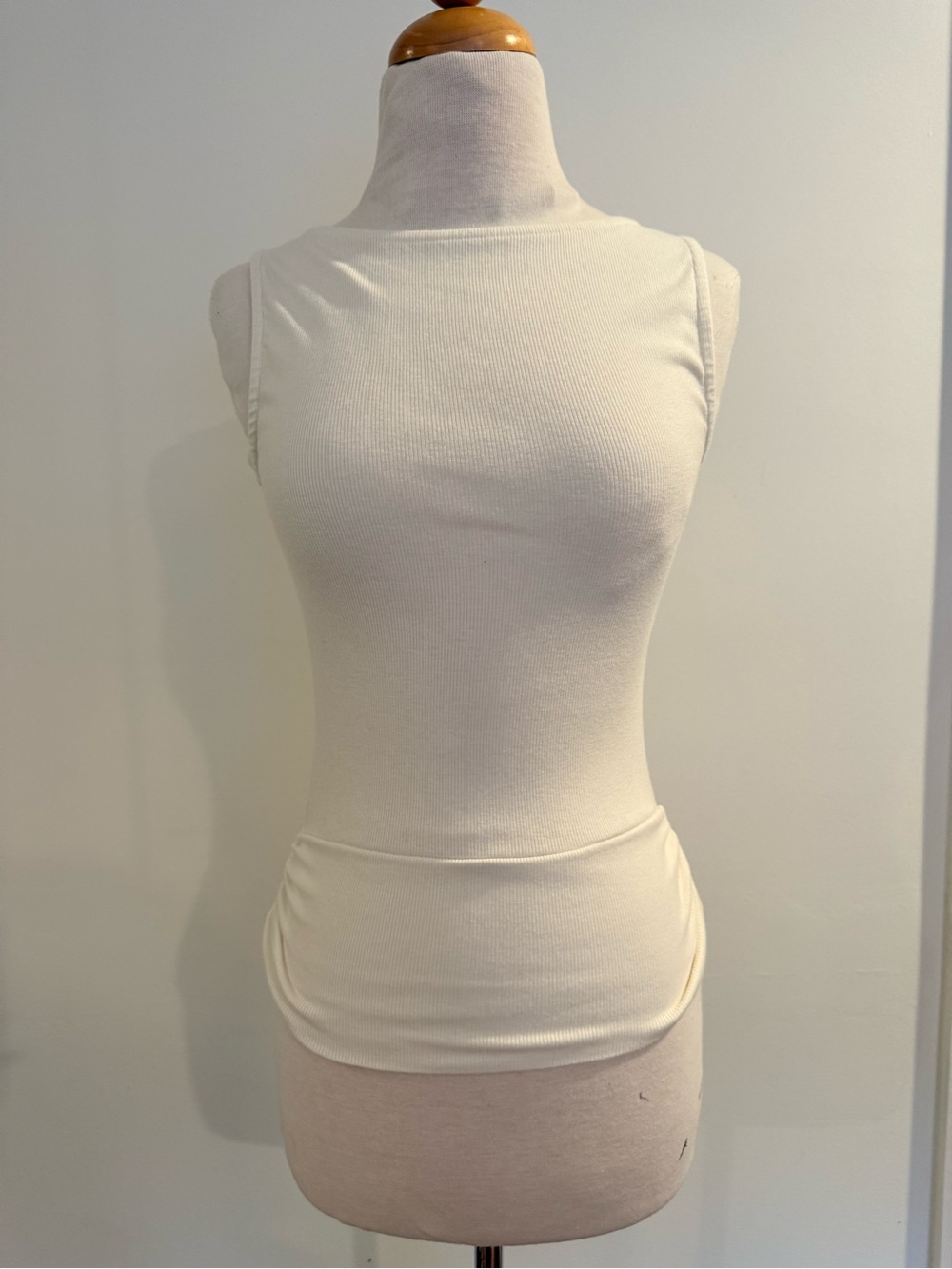 Geel Ivory Tank with Ruched bottom